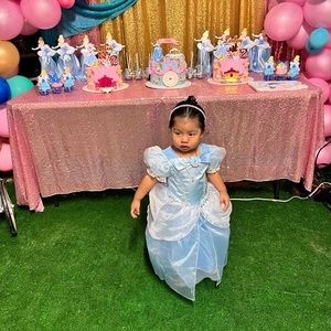 Meet your Posher, Magdalena